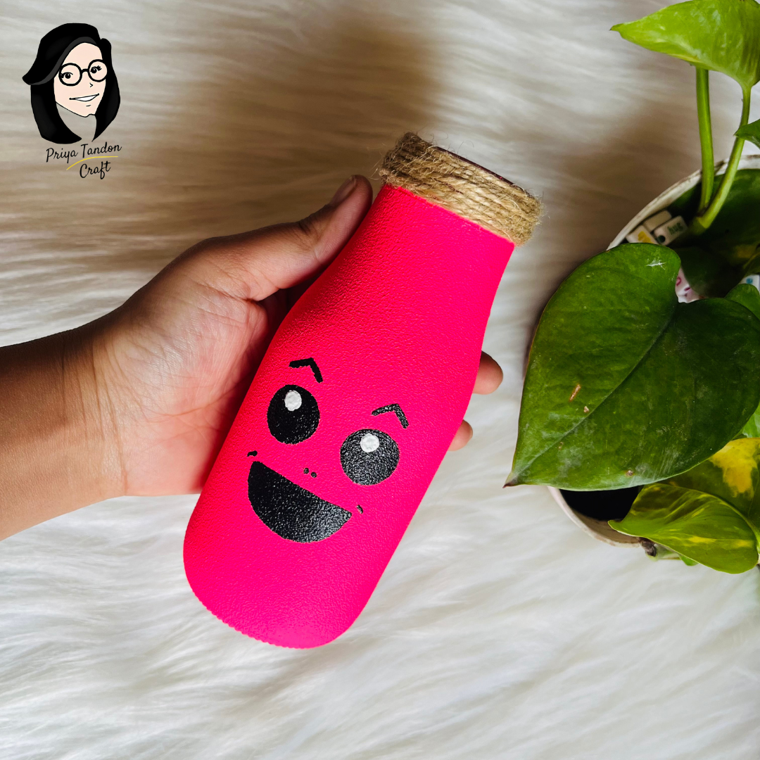 Happy Emoji Bottle - Pink